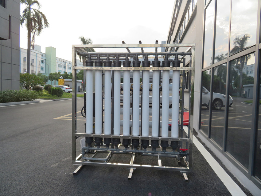 20T/H超濾礦泉水機(jī),超濾凈化水設(shè)備